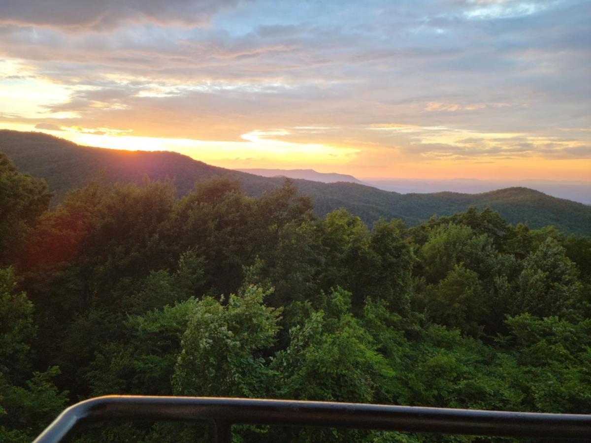 Mountain Villa Magnificent Views - 2 Pools, Fireplace & Hot Tub Gatlinburg Kültér fotó